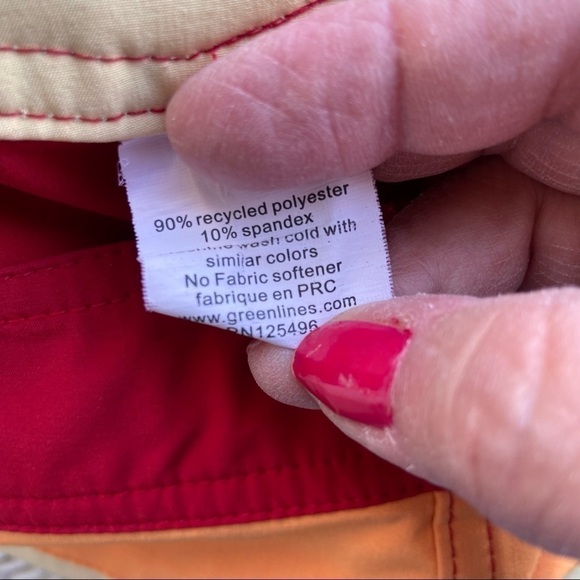 𝅺GREENLINES board shorts for summer fun. Swank brand your guys will appreciate. - Picture 4 of 7